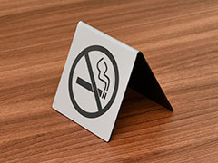 Настольная табличка «Знак не курить»